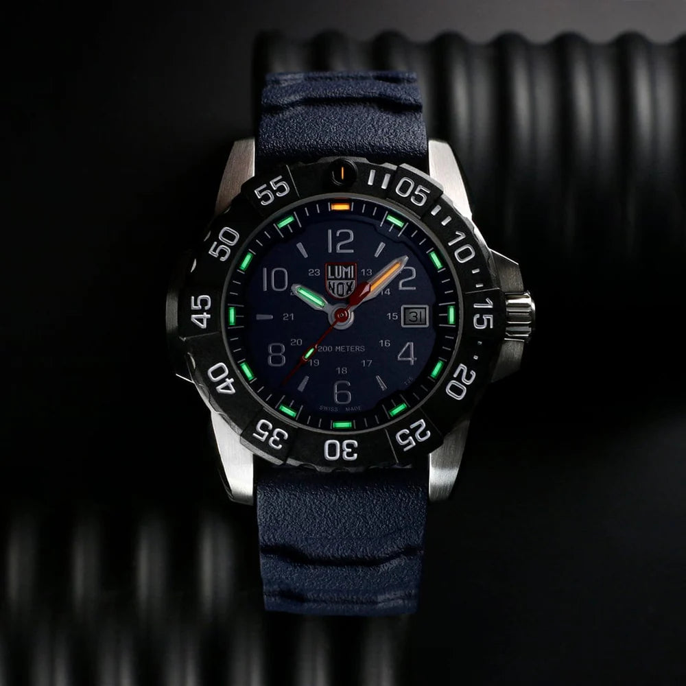 Luminox: XS.3253.CB