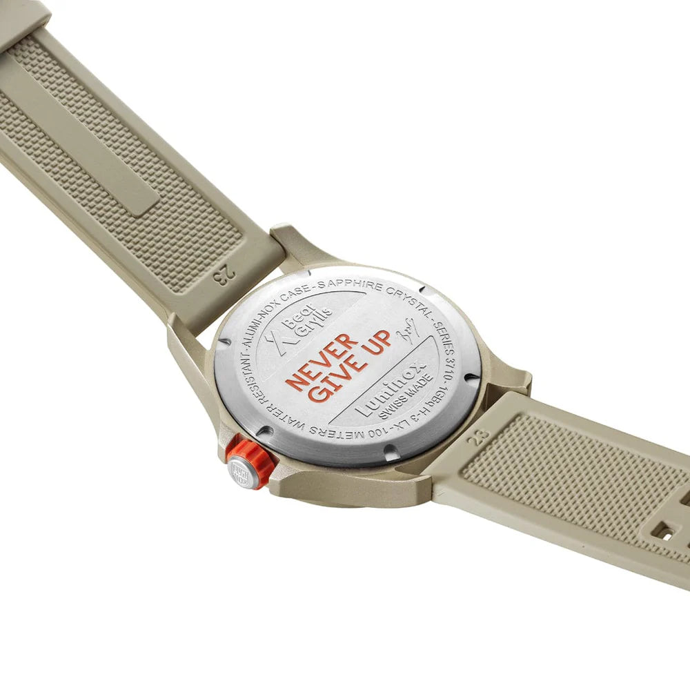 Luminox: XB.3717