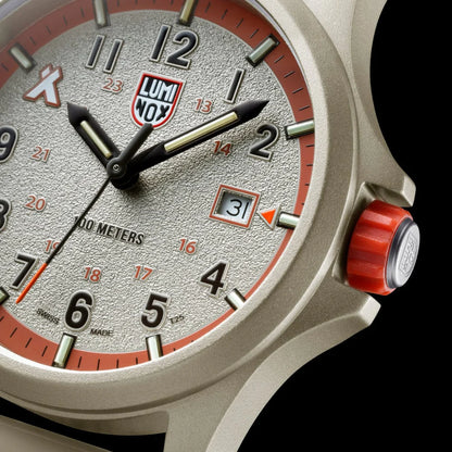 Luminox: XB.3717