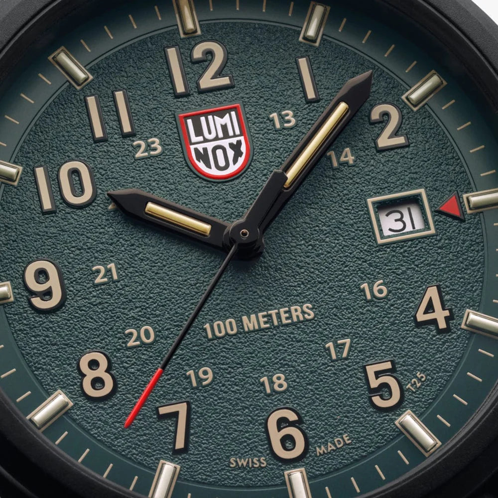 Luminox: XL.1977