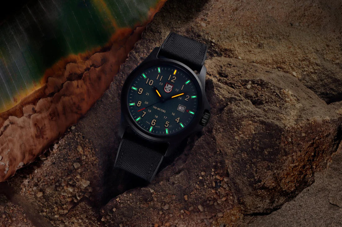 Luminox: XL.1977