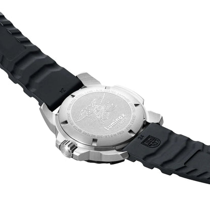 Luminox: XS.3251.CB