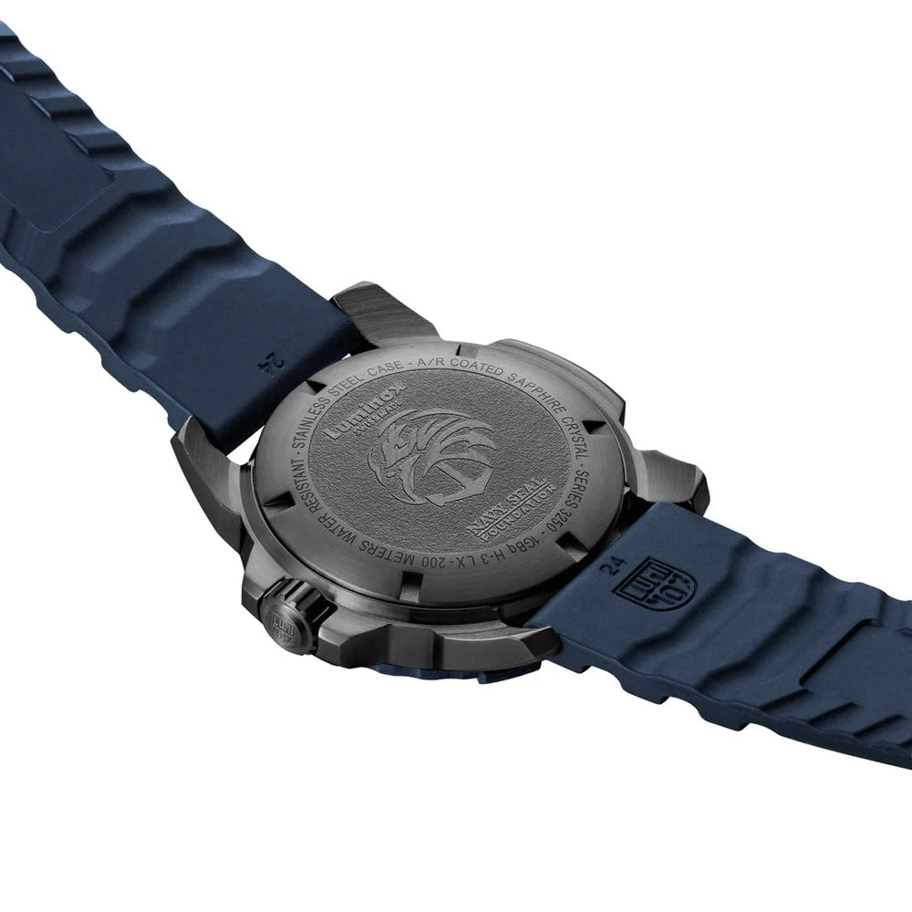 Luminox: XS.3255.CB.NSF